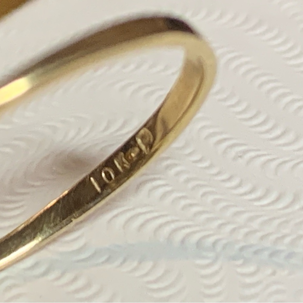 10kt Gold Pearl and Diamond 💎 Accent Ring. Stunning ring! - Picture 3 of 7